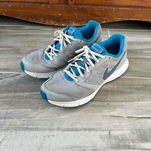 Nike Men’s running shoes downshifter 6 size 10.5
